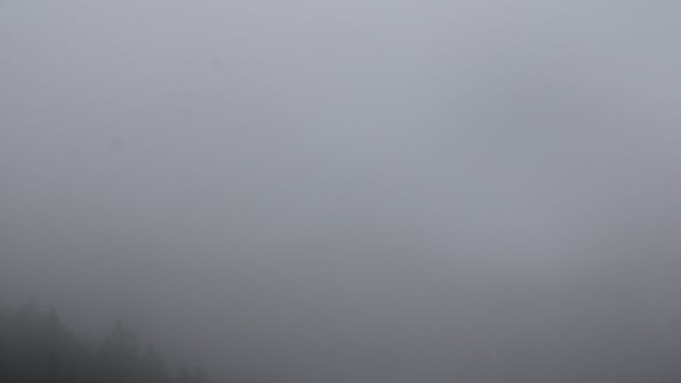 Dieses Bild zeigt eine Webcam-Aufnahme vom Achertal, aufgenommen am Donnerstag, den 23.10.2025 um 13:50 Uhr. Die Temperatur betrug 5.3°C.