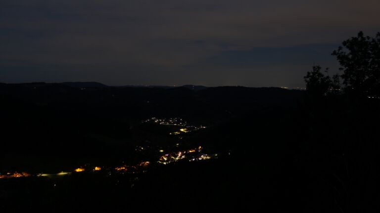 Dieses Bild zeigt eine Webcam-Aufnahme vom Achertal, aufgenommen am Mittwoch, den 02.09.2026 um 05:40 Uhr. Die Temperatur betrug 16.8°C.