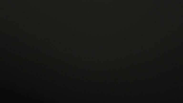 Dieses Bild zeigt eine Webcam-Aufnahme vom Achertal, aufgenommen am Samstag, den 01.11.2025 um 20:30 Uhr. Die Temperatur betrug 7.6°C.