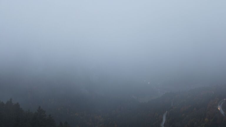 Dieses Bild zeigt eine Webcam-Aufnahme vom Achertal, aufgenommen am Donnerstag, den 23.10.2025 um 08:30 Uhr. Die Temperatur betrug 10.5°C.