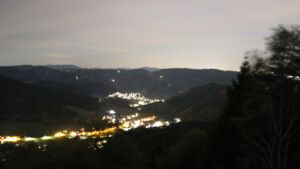 Dieses Bild zeigt eine Webcam-Aufnahme vom Achertal, aufgenommen am Montag, den 28.09.2026 um 20:40 Uhr. Die Temperatur betrug 23.2°C.