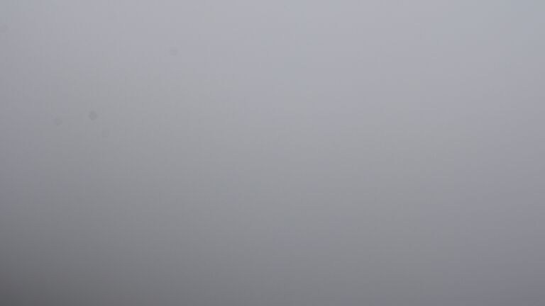 Dieses Bild zeigt eine Webcam-Aufnahme vom Achertal, aufgenommen am Donnerstag, den 21.08.2025 um 13:10 Uhr. Die Temperatur betrug 14.4°C.
