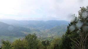 Dieses Bild zeigt eine Webcam-Aufnahme vom Achertal, aufgenommen am Freitag, den 09.10.2026 um 10:40 Uhr. Die Temperatur betrug 7.3°C.