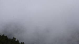 Dieses Bild zeigt eine Webcam-Aufnahme vom Achertal, aufgenommen am Dienstag, den 17.03.2026 um 11:20 Uhr. Die Temperatur betrug 4.7°C.