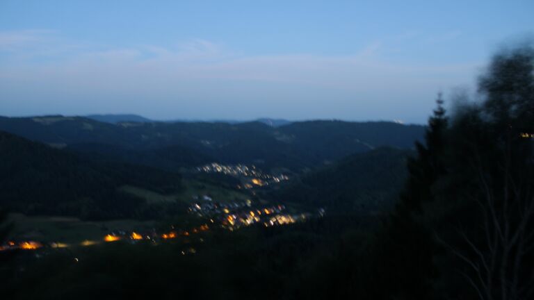 Dieses Bild zeigt eine Webcam-Aufnahme vom Achertal, aufgenommen am Samstag, den 11.07.2026 um 04:40 Uhr. Die Temperatur betrug 20.8°C.