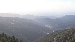Dieses Bild zeigt eine Webcam-Aufnahme vom Achertal, aufgenommen am Mittwoch, den 17.09.2025 um 17:40 Uhr. Die Temperatur betrug 12.9°C.