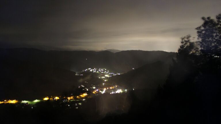 Dieses Bild zeigt eine Webcam-Aufnahme vom Achertal, aufgenommen am Sonntag, den 11.10.2026 um 02:30 Uhr. Die Temperatur betrug 6.6°C.