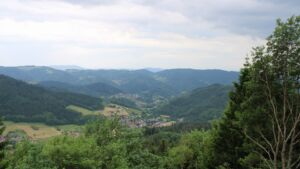 Dieses Bild zeigt eine Webcam-Aufnahme vom Achertal, aufgenommen am Sonntag, den 31.05.2026 um 14:20 Uhr. Die Temperatur betrug 22.3°C.