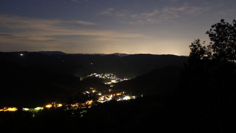 Dieses Bild zeigt eine Webcam-Aufnahme vom Achertal, aufgenommen am Samstag, den 19.09.2026 um 05:50 Uhr. Die Temperatur betrug 11.8°C.