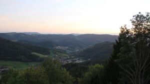 Dieses Bild zeigt eine Webcam-Aufnahme vom Achertal, aufgenommen am Montag, den 21.09.2026 um 19:30 Uhr. Die Temperatur betrug 15.2°C.