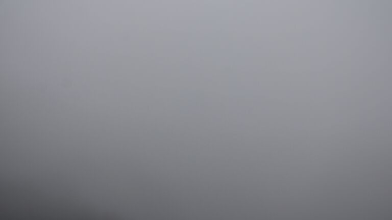 Dieses Bild zeigt eine Webcam-Aufnahme vom Achertal, aufgenommen am Montag, den 27.10.2025 um 09:50 Uhr. Die Temperatur betrug 1.6°C.