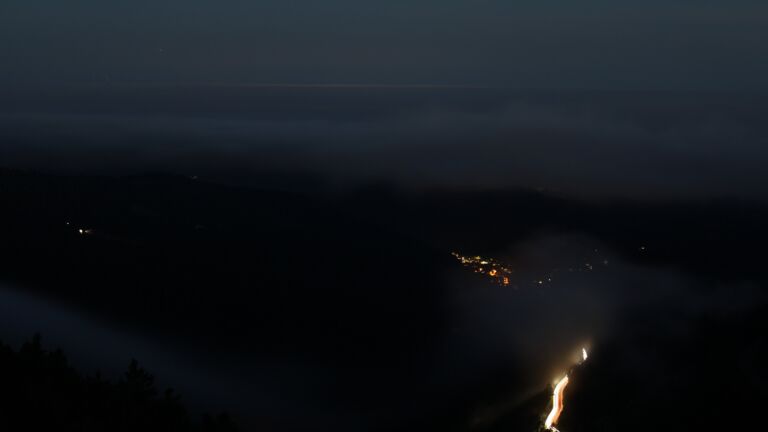Dieses Bild zeigt eine Webcam-Aufnahme vom Achertal, aufgenommen am Montag, den 29.09.2025 um 06:30 Uhr. Die Temperatur betrug 9°C.
