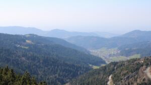 Dieses Bild zeigt eine Webcam-Aufnahme vom Achertal, aufgenommen am Freitag, den 20.03.2026 um 14:00 Uhr. Die Temperatur betrug 9.2°C.