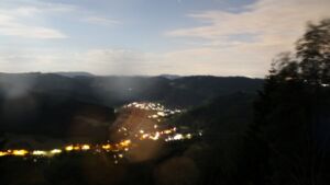 Dieses Bild zeigt eine Webcam-Aufnahme vom Achertal, aufgenommen am Mittwoch, den 03.06.2026 um 02:30 Uhr. Die Temperatur betrug 9.8°C.