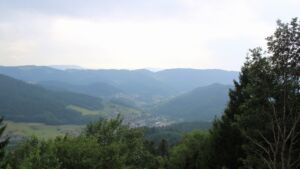 Dieses Bild zeigt eine Webcam-Aufnahme vom Achertal, aufgenommen am Samstag, den 18.07.2026 um 15:10 Uhr. Die Temperatur betrug 18.4°C.