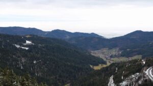 Dieses Bild zeigt eine Webcam-Aufnahme vom Achertal, aufgenommen am Donnerstag, den 19.02.2026 um 11:20 Uhr. Die Temperatur betrug 2.6°C.