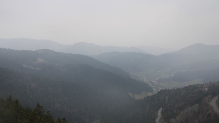 Dieses Bild zeigt eine Webcam-Aufnahme vom Achertal, aufgenommen am Mittwoch, den 25.03.2026 um 10:00 Uhr. Die Temperatur betrug 3.2°C.