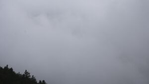 Dieses Bild zeigt eine Webcam-Aufnahme vom Achertal, aufgenommen am Dienstag, den 14.04.2026 um 13:40 Uhr. Die Temperatur betrug 4.4°C.