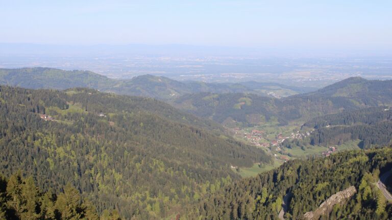 Dieses Bild zeigt eine Webcam-Aufnahme vom Achertal, aufgenommen am Sonntag, den 26.04.2026 um 08:20 Uhr. Die Temperatur betrug 9.2°C.