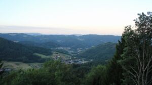 Dieses Bild zeigt eine Webcam-Aufnahme vom Achertal, aufgenommen am Freitag, den 07.08.2026 um 06:30 Uhr. Die Temperatur betrug 15.7°C.