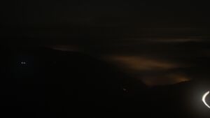 Dieses Bild zeigt eine Webcam-Aufnahme vom Achertal, aufgenommen am Samstag, den 13.12.2025 um 21:30 Uhr. Die Temperatur betrug 3.9°C.