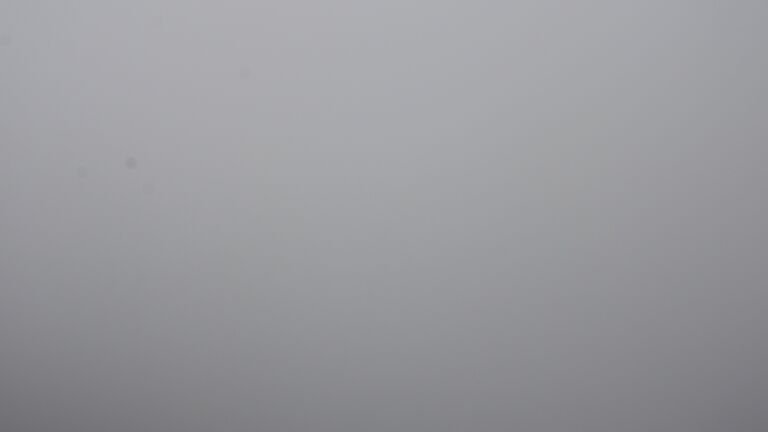 Dieses Bild zeigt eine Webcam-Aufnahme vom Achertal, aufgenommen am Donnerstag, den 21.08.2025 um 15:20 Uhr. Die Temperatur betrug 14.1°C.