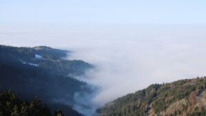 Dieses Bild zeigt eine Webcam-Aufnahme vom Achertal, aufgenommen am Sonntag, den 18.01.2026 um 11:10 Uhr. Die Temperatur betrug 7.4°C.