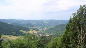 Dieses Bild zeigt eine Webcam-Aufnahme vom Achertal, aufgenommen am Sonntag, den 31.05.2026 um 11:10 Uhr. Die Temperatur betrug 23.8°C.