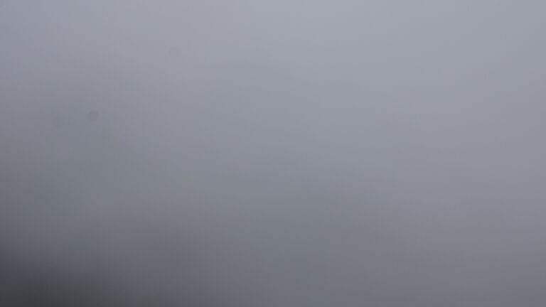 Dieses Bild zeigt eine Webcam-Aufnahme vom Achertal, aufgenommen am Sonntag, den 26.10.2025 um 13:10 Uhr. Die Temperatur betrug 1°C.