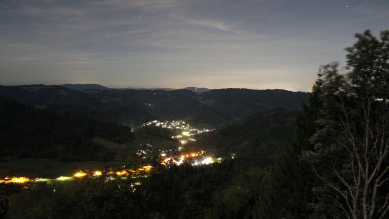 Dieses Bild zeigt eine Webcam-Aufnahme vom Achertal, aufgenommen am Samstag, den 03.10.2026 um 02:30 Uhr. Die Temperatur betrug 14.4°C.