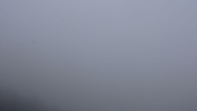 Dieses Bild zeigt eine Webcam-Aufnahme vom Achertal, aufgenommen am Dienstag, den 21.10.2025 um 14:30 Uhr. Die Temperatur betrug 8°C.
