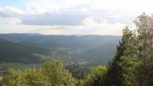 Dieses Bild zeigt eine Webcam-Aufnahme vom Achertal, aufgenommen am Mittwoch, den 16.09.2026 um 17:50 Uhr. Die Temperatur betrug 17.3°C.