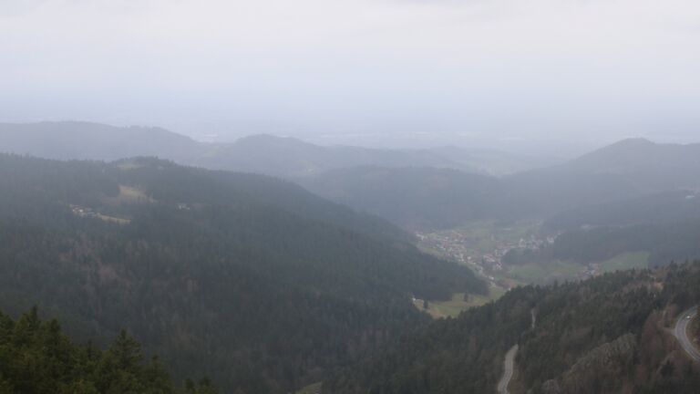 Dieses Bild zeigt eine Webcam-Aufnahme vom Achertal, aufgenommen am Mittwoch, den 11.03.2026 um 14:50 Uhr. Die Temperatur betrug 6.2°C.