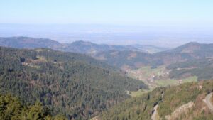 Dieses Bild zeigt eine Webcam-Aufnahme vom Achertal, aufgenommen am Dienstag, den 07.04.2026 um 09:50 Uhr. Die Temperatur betrug 11.2°C.