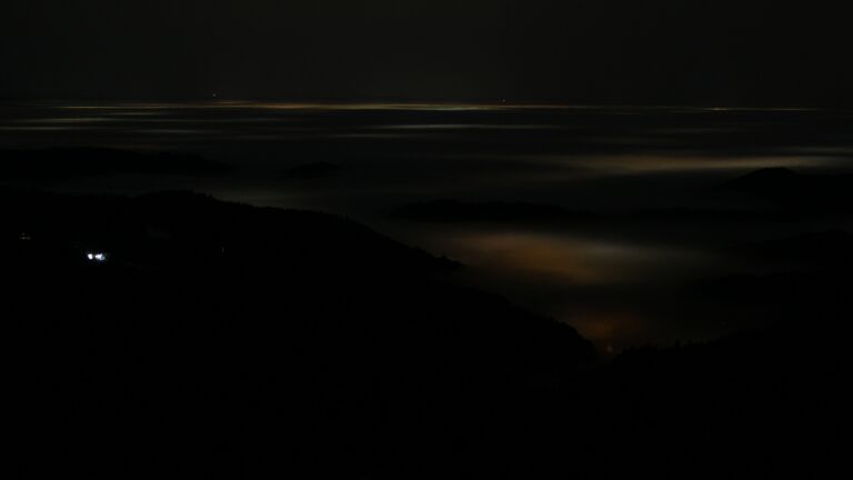 Dieses Bild zeigt eine Webcam-Aufnahme vom Achertal, aufgenommen am Dienstag, den 20.01.2026 um 02:10 Uhr. Die Temperatur betrug 8.6°C.