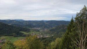 Dieses Bild zeigt eine Webcam-Aufnahme vom Achertal, aufgenommen am Freitag, den 23.10.2026 um 08:40 Uhr. Die Temperatur betrug 10.5°C.