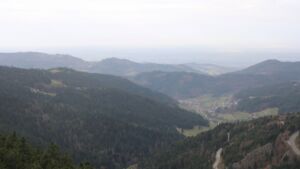 Dieses Bild zeigt eine Webcam-Aufnahme vom Achertal, aufgenommen am Samstag, den 15.11.2025 um 12:10 Uhr. Die Temperatur betrug 11.1°C.