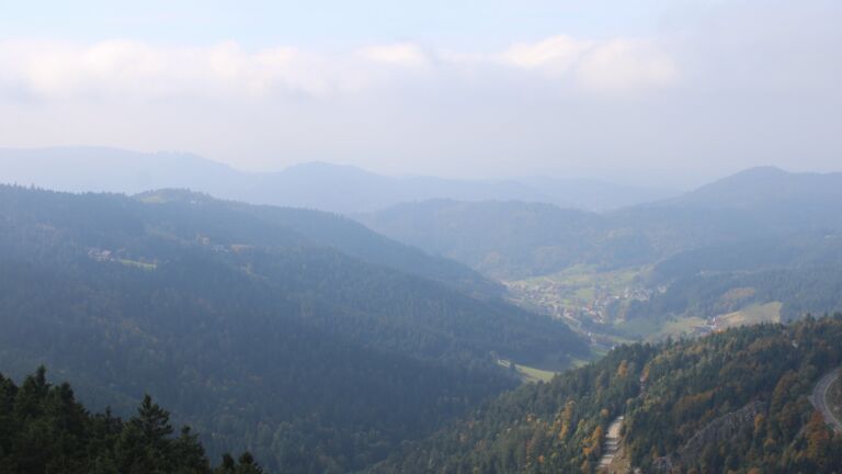 Dieses Bild zeigt eine Webcam-Aufnahme vom Achertal, aufgenommen am Freitag, den 10.10.2025 um 14:30 Uhr. Die Temperatur betrug 11.6°C.