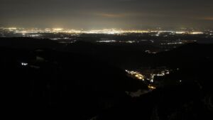 Dieses Bild zeigt eine Webcam-Aufnahme vom Achertal, aufgenommen am Mittwoch, den 14.01.2026 um 00:00 Uhr. Die Temperatur betrug 6.2°C.