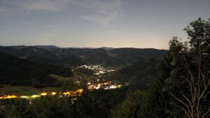 Dieses Bild zeigt eine Webcam-Aufnahme vom Achertal, aufgenommen am Mittwoch, den 02.09.2026 um 03:00 Uhr. Die Temperatur betrug 16.8°C.
