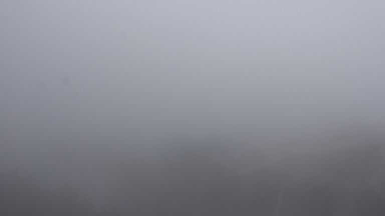 Dieses Bild zeigt eine Webcam-Aufnahme vom Achertal, aufgenommen am Samstag, den 25.10.2025 um 12:00 Uhr. Die Temperatur betrug 3.7°C.