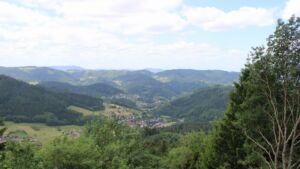 Dieses Bild zeigt eine Webcam-Aufnahme vom Achertal, aufgenommen am Sonntag, den 07.06.2026 um 11:40 Uhr. Die Temperatur betrug 16.1°C.
