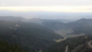 Dieses Bild zeigt eine Webcam-Aufnahme vom Achertal, aufgenommen am Samstag, den 28.02.2026 um 15:50 Uhr. Die Temperatur betrug 4°C.