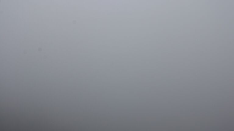 Dieses Bild zeigt eine Webcam-Aufnahme vom Achertal, aufgenommen am Freitag, den 26.09.2025 um 15:20 Uhr. Die Temperatur betrug 7.4°C.