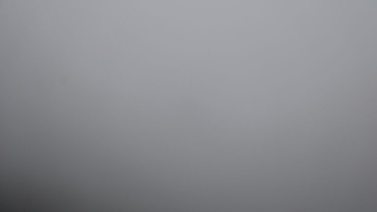Dieses Bild zeigt eine Webcam-Aufnahme vom Achertal, aufgenommen am Samstag, den 04.10.2025 um 17:50 Uhr. Die Temperatur betrug 4.8°C.