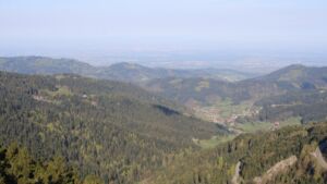 Dieses Bild zeigt eine Webcam-Aufnahme vom Achertal, aufgenommen am Montag, den 20.04.2026 um 08:40 Uhr. Die Temperatur betrug 10.4°C.