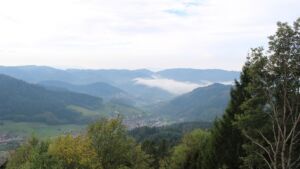 Dieses Bild zeigt eine Webcam-Aufnahme vom Achertal, aufgenommen am Dienstag, den 20.10.2026 um 11:20 Uhr. Die Temperatur betrug 10.2°C.