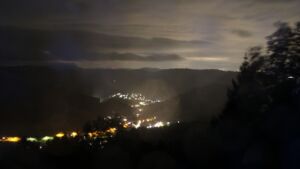Dieses Bild zeigt eine Webcam-Aufnahme vom Achertal, aufgenommen am Donnerstag, den 08.10.2026 um 03:00 Uhr. Die Temperatur betrug 13.2°C.