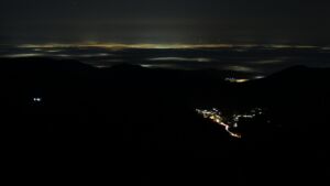 Dieses Bild zeigt eine Webcam-Aufnahme vom Achertal, aufgenommen am Donnerstag, den 26.02.2026 um 05:20 Uhr. Die Temperatur betrug 9°C.