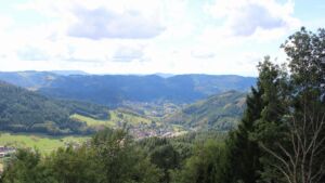 Dieses Bild zeigt eine Webcam-Aufnahme vom Achertal, aufgenommen am Montag, den 14.09.2026 um 14:20 Uhr. Die Temperatur betrug 22.1°C.